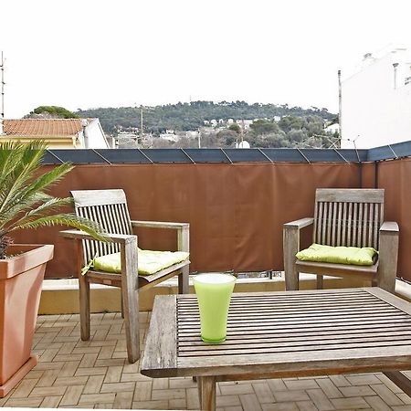 Appartement 6 Personnes Avec Terrasse Le Port Nice Ruang foto