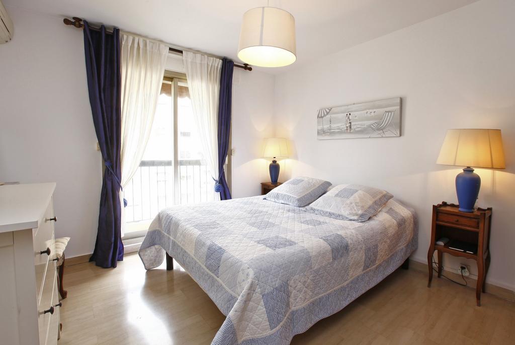 Appartement 6 Personnes Avec Terrasse Le Port Nice Ruang foto