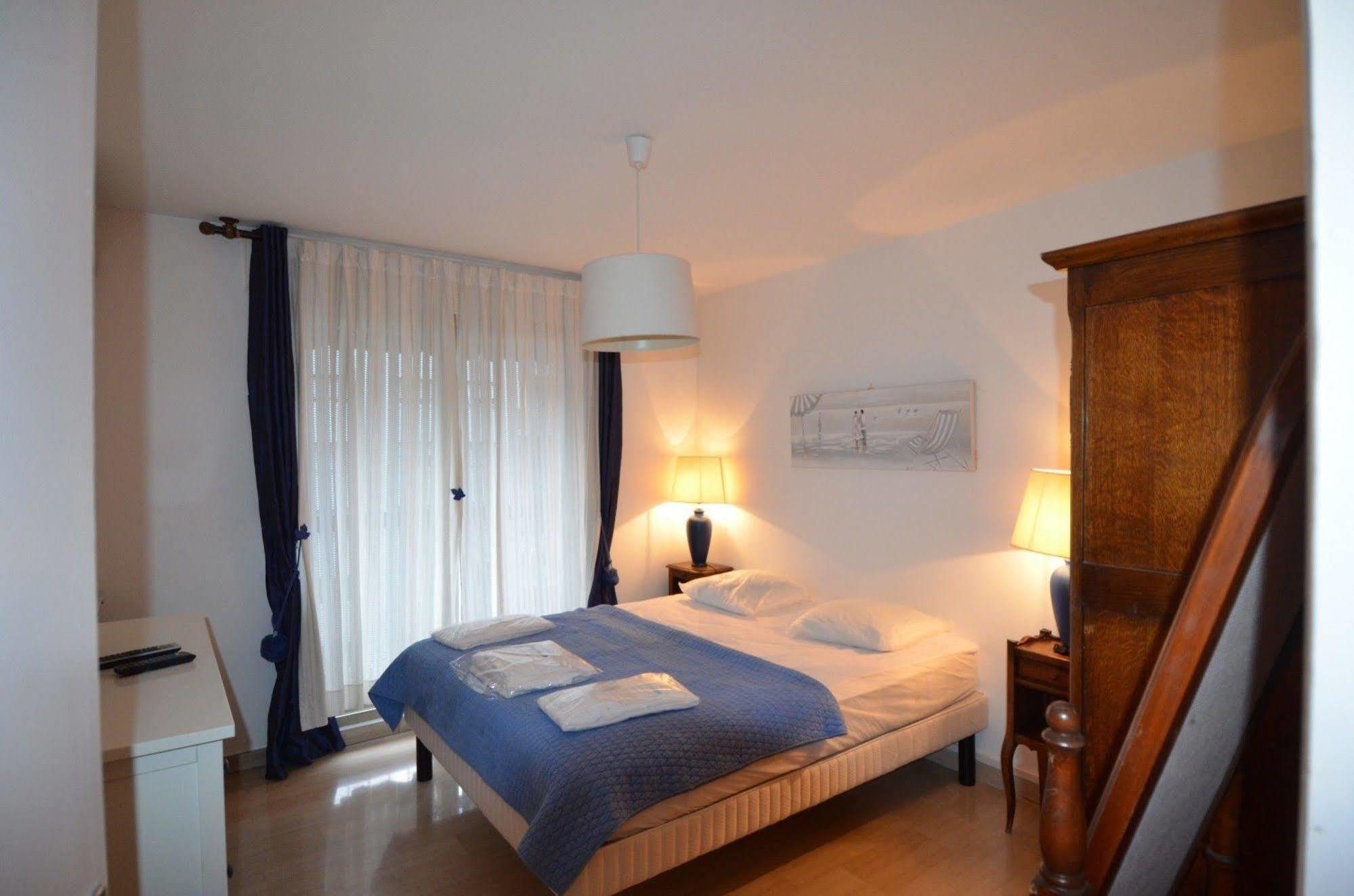 Appartement 6 Personnes Avec Terrasse Le Port Nice Bagian luar foto