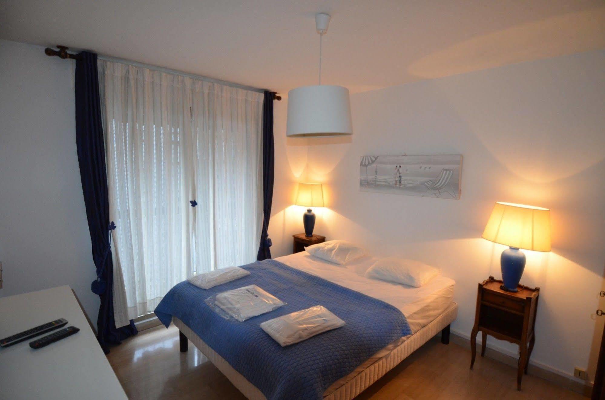 Appartement 6 Personnes Avec Terrasse Le Port Nice Bagian luar foto